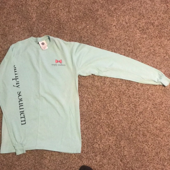 2 Simply Southern Tees. Blue and light green - Picture 3 of 4